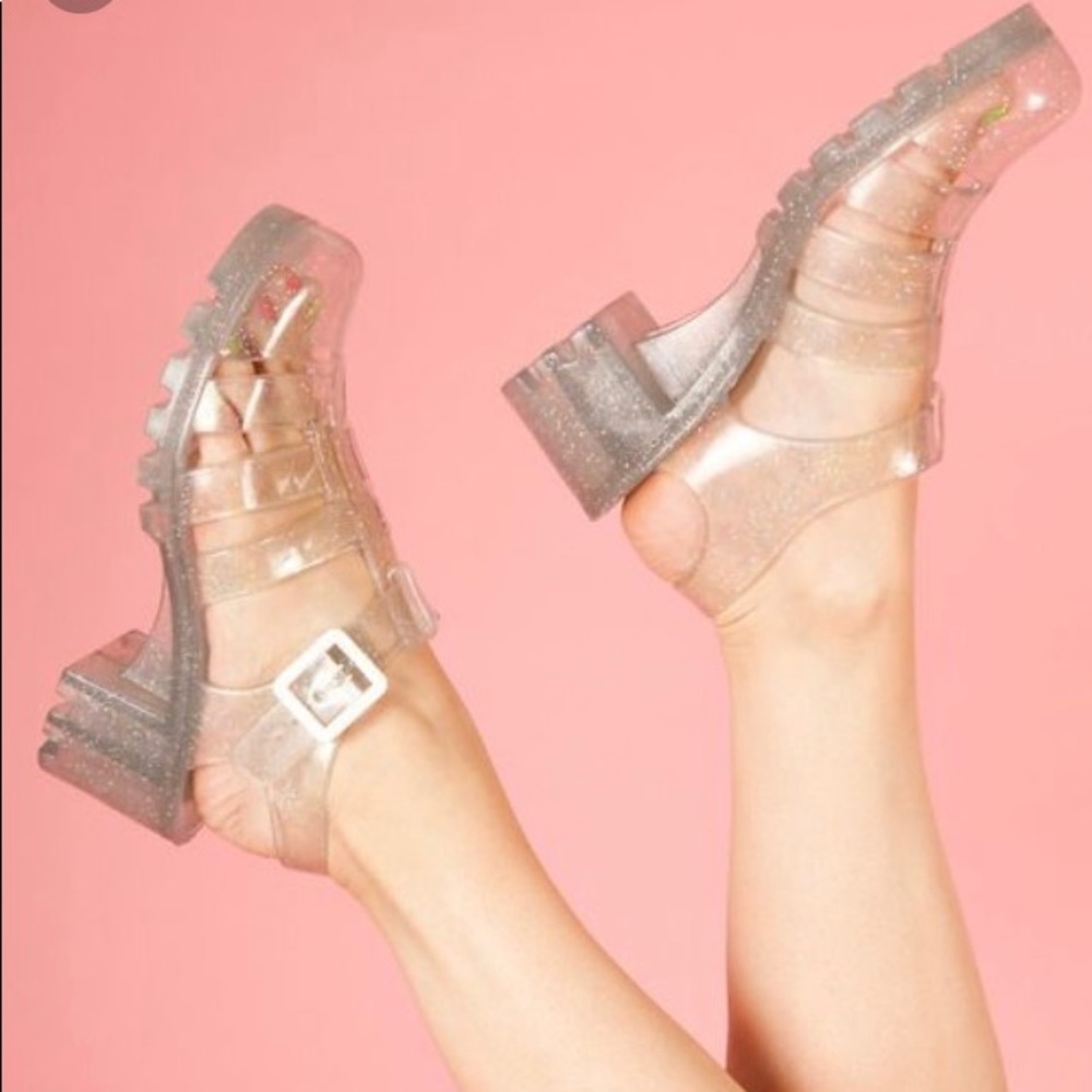 😈90s Jelly Shoes
